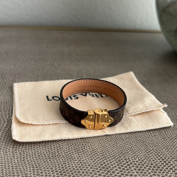 Louis Vuitton Nano monogram bracelet - Picture 2 of 2